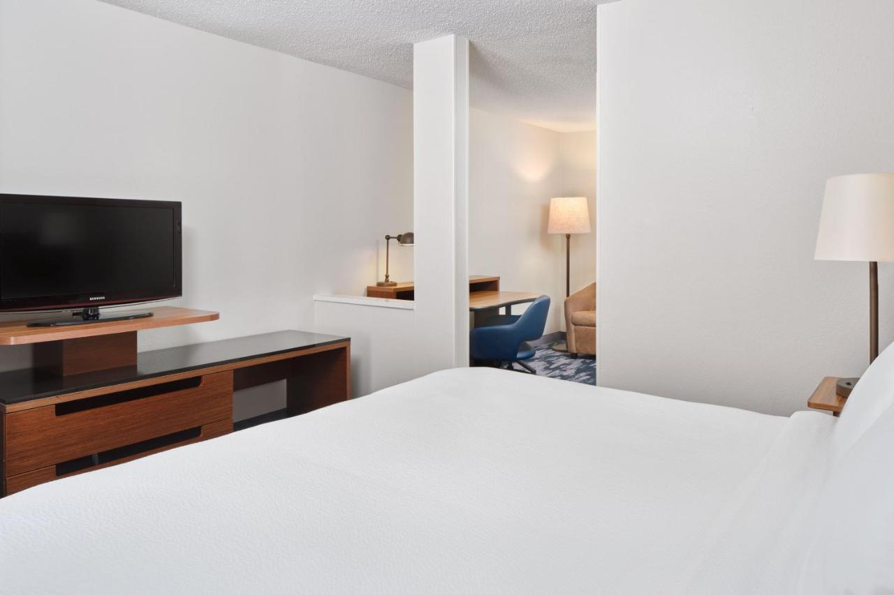 Fairfield Inn & Suites By Marriott Τζάκσονβιλ Εξωτερικό φωτογραφία